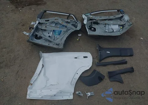 2024 Toyota Rav4 Xle z USA, uszkodzony, nr VIN 2T3P1RFV7RC463640